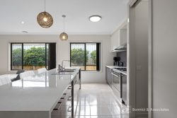 2 Heilmann Pl, Leneva VIC 3691, Australia