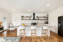 30 Marchmont Dr, Mittagong NSW 2575, Australia