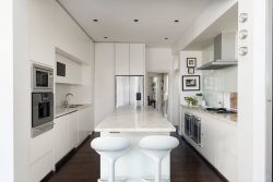 20 Mathoura Rd, Toorak VIC 3142, Australia