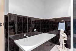 4E/175 Hurstmere Road, Takapuna, North Shore City, Auckland, 0622, New Zealand