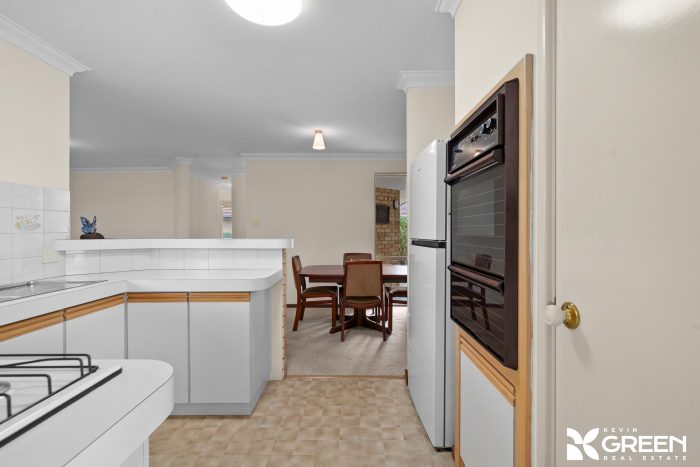 2/78-80 Oakmont Ave, Meadow Springs WA 6210, Australia