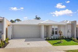 15 Abba Ln, South Guildford WA 6055, Australia