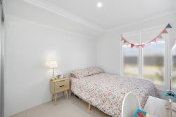 15 Abba Ln, South Guildford WA 6055, Australia