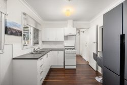 5 Rudge Pl, Lockridge WA 6054, Australia