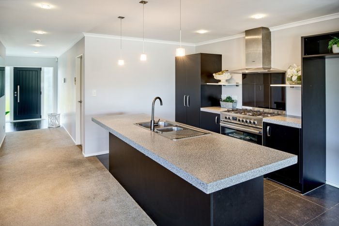 29 Paparoa Crescent, Aotea, Porirua, Wellington, 5024, New Zealand