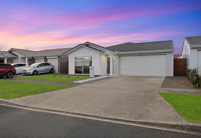 92 Popokatea Drive, Takanini, Papakura, Auckland, 2112, New Zealand