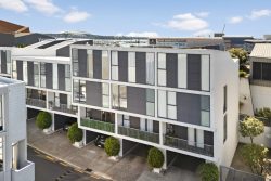 84 Fisher-Point Drive, Freemans Bay, Auckland, 1010, New Zealand