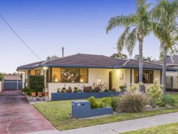 93 Golding St, Dianella WA 6059, Australia