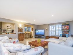 93 Golding St, Dianella WA 6059, Australia