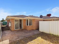 Unit 4/19 Hamersley St, Midland WA 6056, Australia