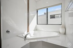 8A Tweeddale Rd, Applecross WA 6153, Australia