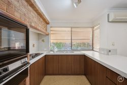Unit 1/33 Westbury Cres, Bicton WA 6157, Australia