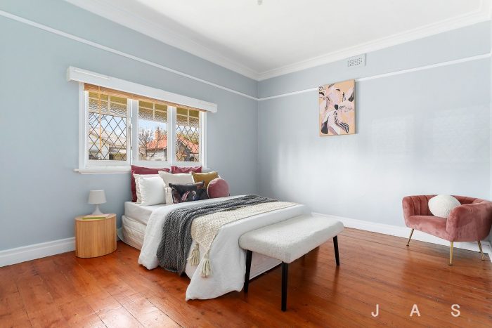 132 Queensville St, Kingsville VIC 3012, Australia