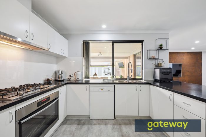 17 Carnelian Link, Byford WA 6122, Australia