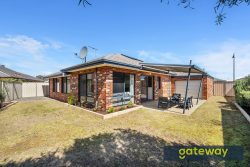 9 Spruce Terrace, Aubin Grove WA 6164, Australia