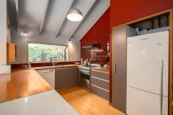 3 Rokewa Way, Paparangi, Wellington, 6037, New Zealand
