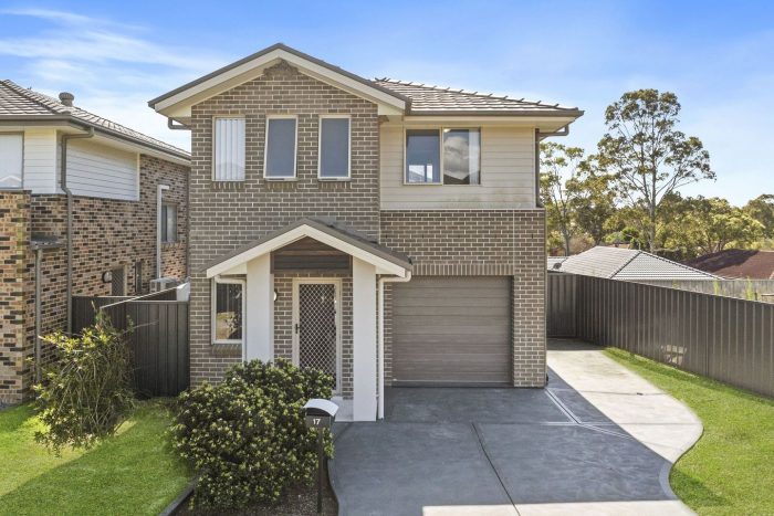17 Satinash Dr, Hamlyn Terrace NSW 2259, Australia