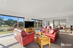 27 Shearwater Blvd, Shearwater TAS 7307, Australia
