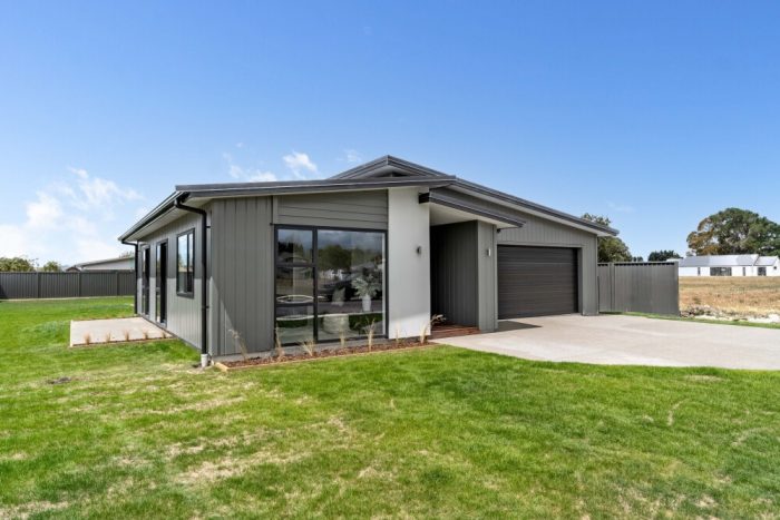 22 Sir Bob Charles Drive, Masterton, Wellington, 5810, New Zealand