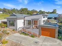 27 Suffolk St, Mount Clarence WA 6330, Australia