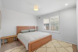 15 Tarana Rd, Blackmans Bay TAS 7052, Australia