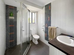 27 Tarrawonga Dr, Calliope QLD 4680, Australia