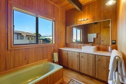 11 Waiheke Street, Waikanae Beach, Kapiti Coast, Wellington, 5036, New Zealand