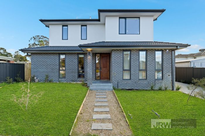 4 Lynne Ave, Wantirna South VIC 3152, Australia