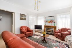 123 Warwick Rd, Sunshine North VIC 3020, Australia