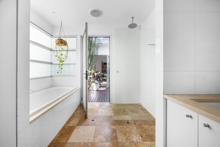 126 Wellington St, Bondi Beach NSW 2026, Australia