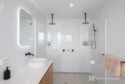 1 Caernarvon Ct, Wodonga VIC 3690, Australia