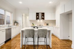67 Yerrin St, Balwyn VIC 3103, Australia