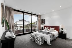 11A Manor St, Brighton VIC 3186, Australia