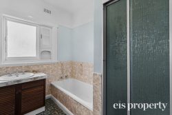 30A Toorak Ave, Mount Stuart TAS 7000, Australia