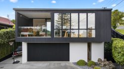 4 Gulf View Road, Murrays Bay, North Shore City, Auckland, 0630, New Zealand