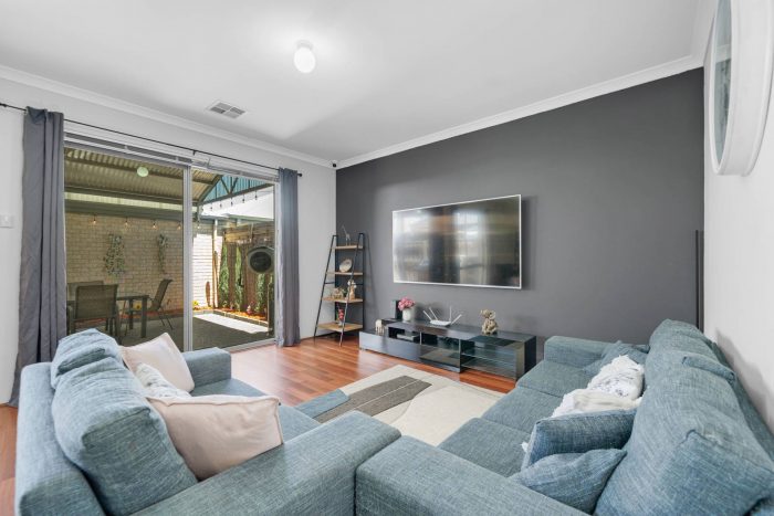 43 Shepherd Ave, Ellenbrook WA 6069, Australia