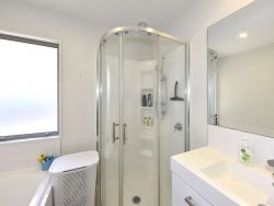 6B Pinedale Lane, Linwood, Christchurch City, Canterbury, 8062, New Zealand