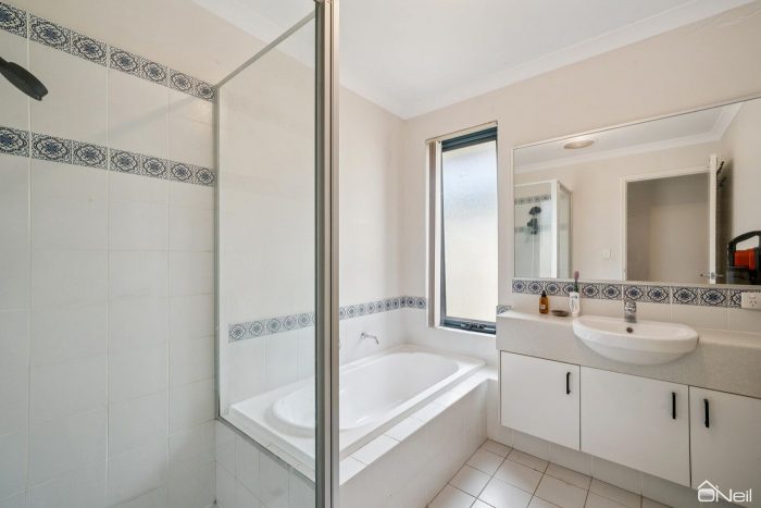 164B Streich Ave, Kelmscott WA 6111, Australia