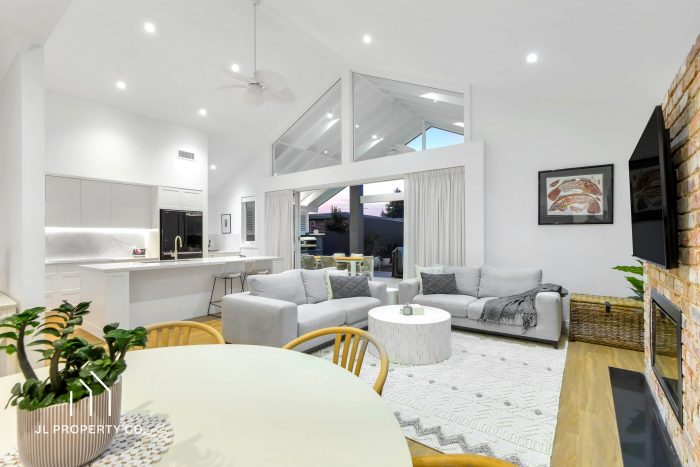 23 Beach St, Ettalong Beach NSW 2257, Australia