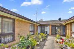 Unit 4/22 Brown St, Hamilton VIC 3300, Australia