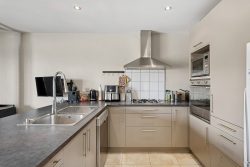 8 De Bettencor Place, Mount Pisa, Central Otago, Otago, 9383, New Zealand