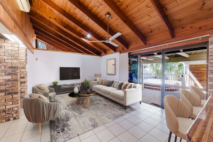 10 Elm Dr, Andergrove QLD 4740, Australia