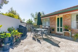 Unit 1/5 Fielding Dr, West Hobart TAS 7000, Australia