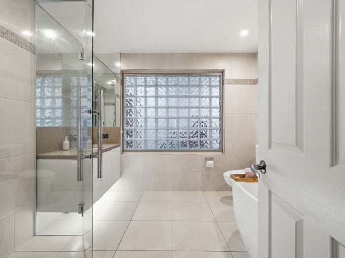 32-34 Frankcomb St, Huonville TAS 7109, Australia