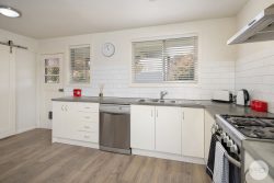 48 Haines St, Creswick VIC 3363, Australia