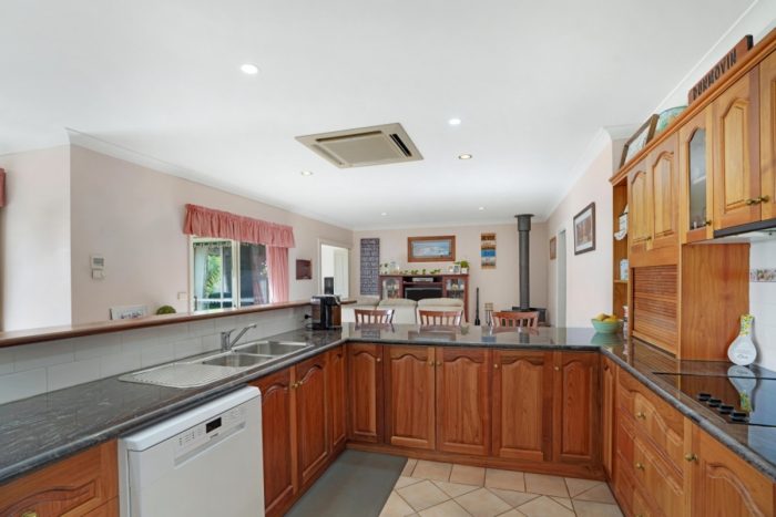 337 Hensley Park Rd, Hamilton VIC 3300, Australia