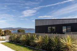 14 Cannell Pl, Akaroa TAS 7216, Australia