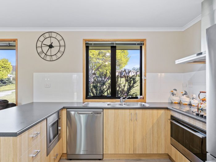 66 Huntingfield Ave, Huntingfield TAS 7055, Australia