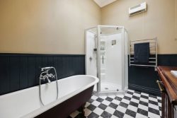 19 Middleton Road, Kew, Dunedin, Otago, 9012, New Zealand