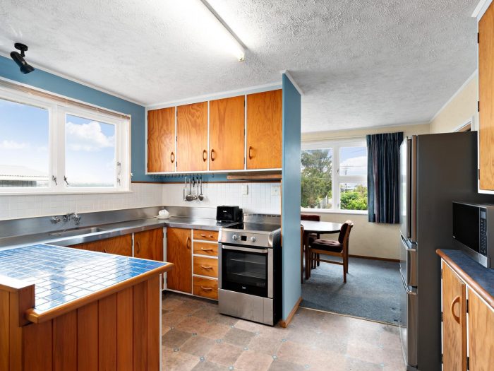 7 Turville Crescent, Newlands, Wellington, 6037, New Zealand